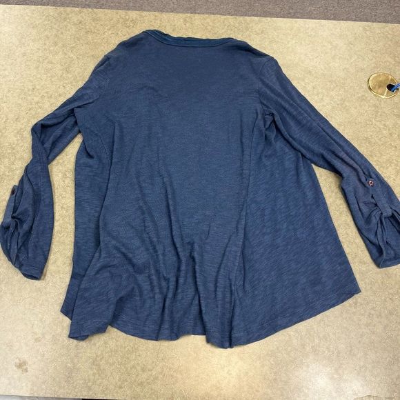 Lightweight Cardigan - Picture 2 of 3